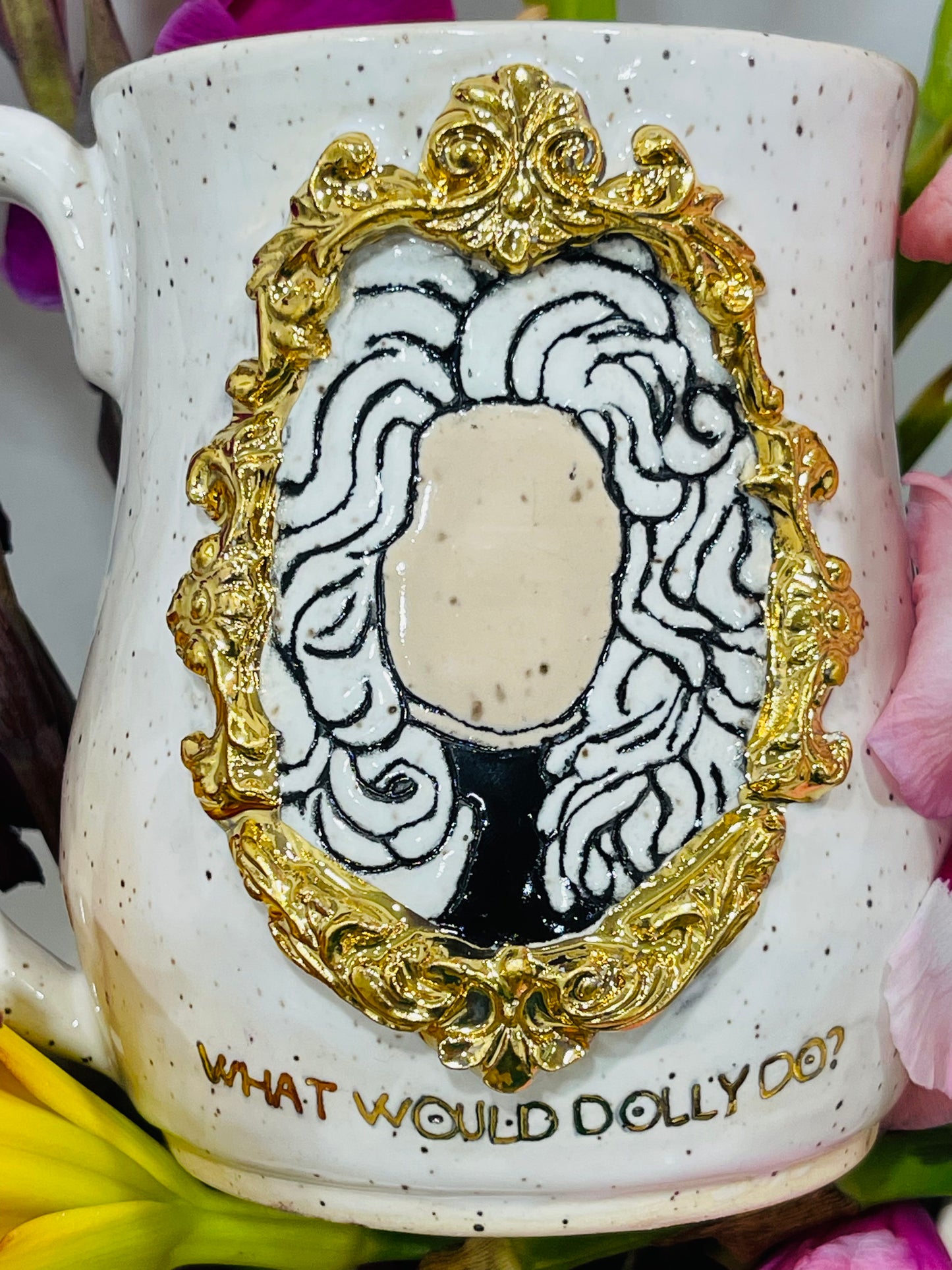 Dolly - Pre-order